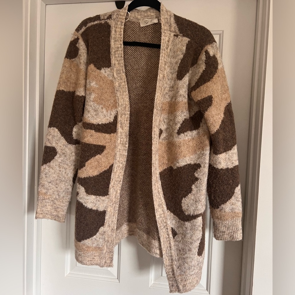 Camo cardigan
